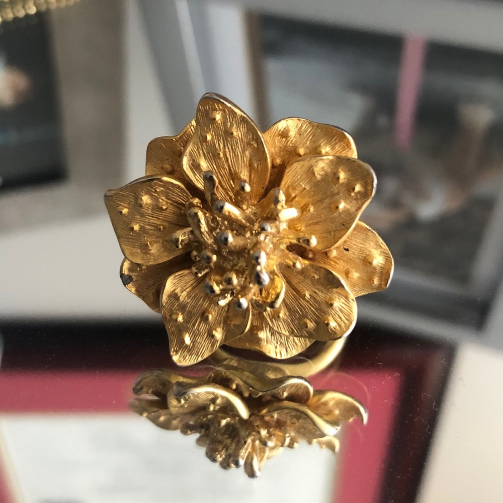 Kenneth Jay Lane Flower Cocktail Ring